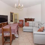 Gorgeous In With Wifi Apartment